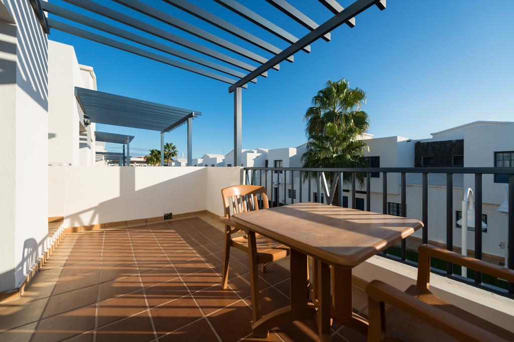 Hd Pueblo Marinero - Adults Only Apartment Playa Blanca  Exterior photo