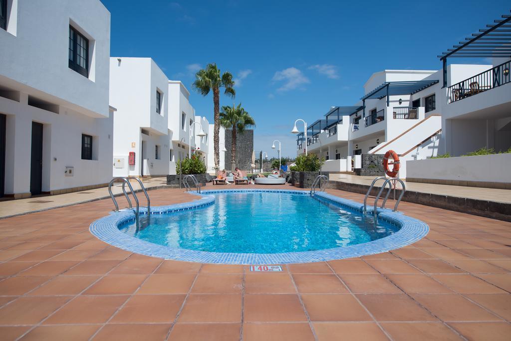 Hd Pueblo Marinero - Adults Only Apartment Playa Blanca  Exterior photo