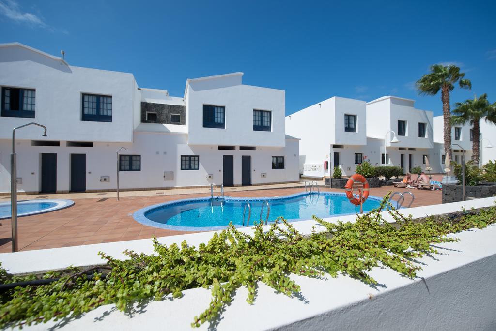 Hd Pueblo Marinero - Adults Only Apartment Playa Blanca  Exterior photo